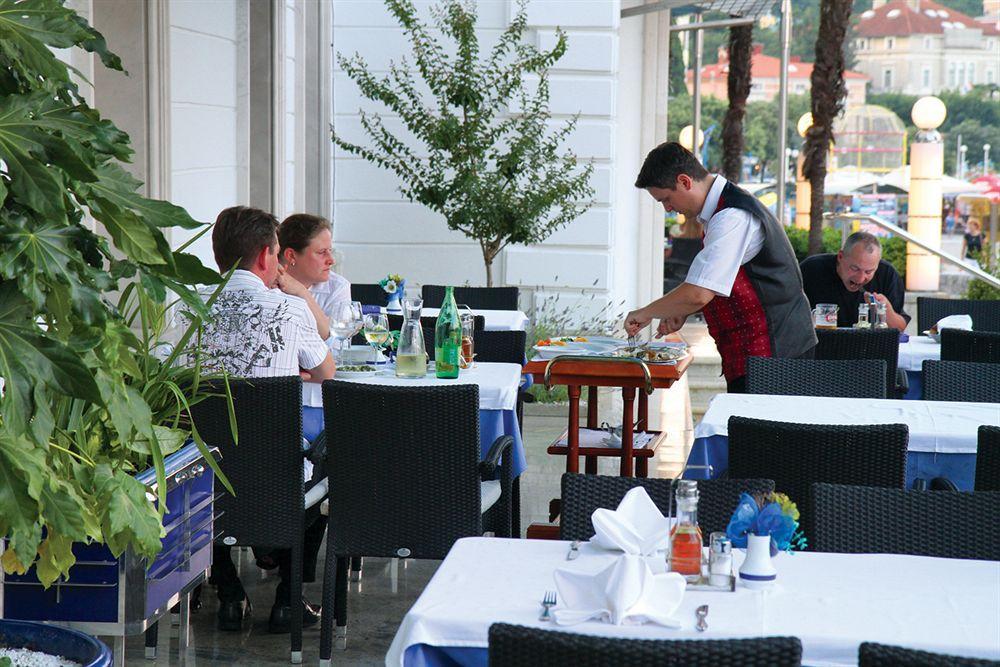 Hotel Galeb Опатия Экстерьер фото