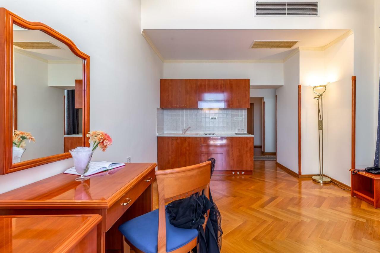 Hotel Galeb Опатия Экстерьер фото